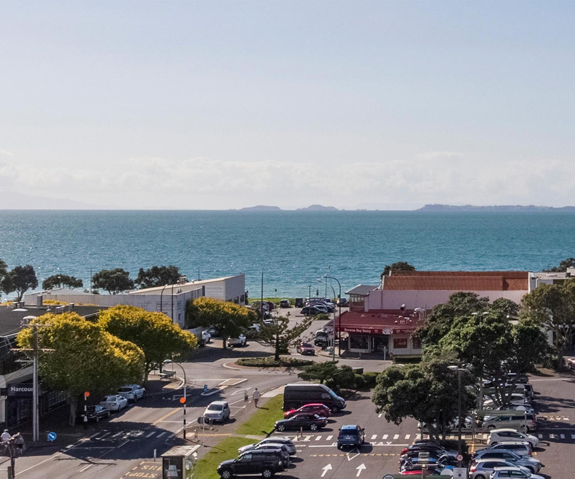 7Br 3Bh Beach Escape. 2 Min To Browns Bay Beach 오클랜드 외부 사진